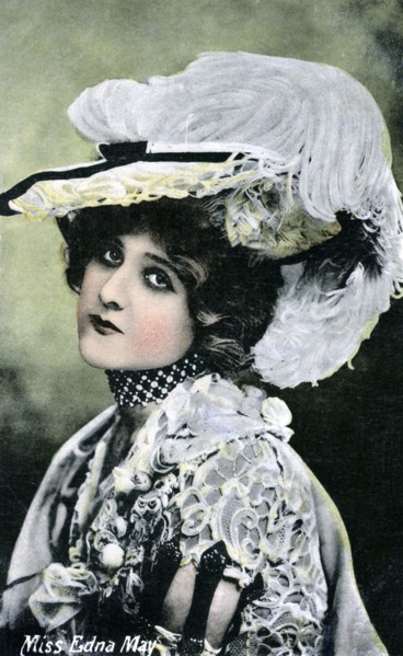 Edna May (1878-1948), American singer and actress, early 20th century. Artist: Unknown