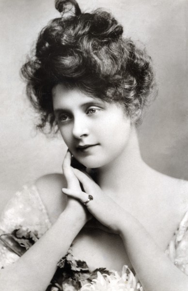 Billie Burke (1885-1970), American actress, 1908.Artist: Johnston & Hoffman