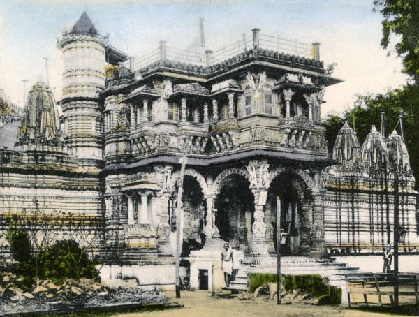 'Entrance to Huthi Singh's Tomb', Ahmedabad, India, early 20th century. Artist: Unknown