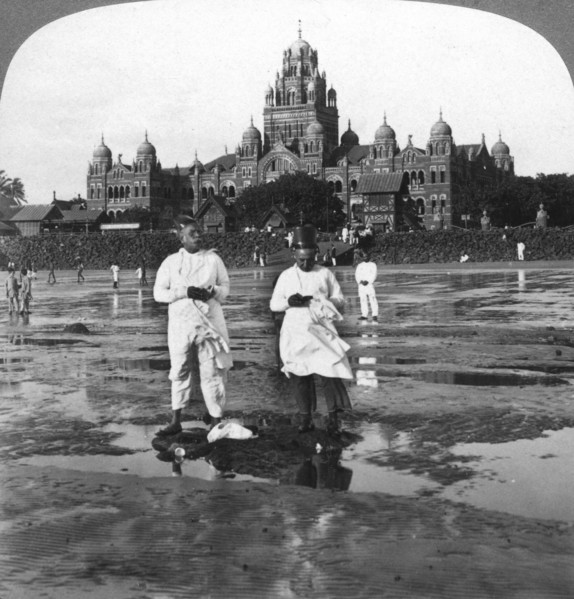 Parsis worshipping the New Moon, Bombay, India, 1903.Artist: Underwood & Underwood