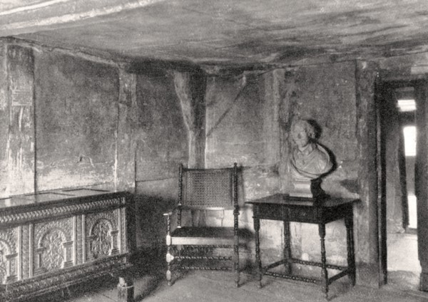 Interior of Shakespeare's house, Stratford-upon-Avon, Warwickshire, England, 1924-1926. Artist: Unknown