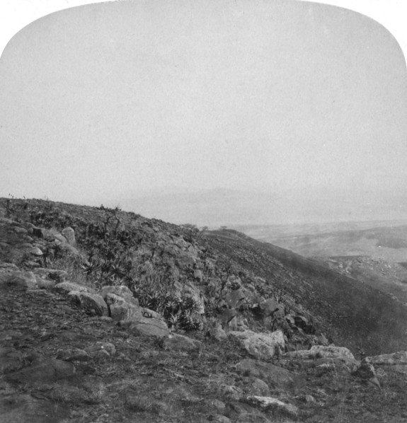 South slope of Spion Kop, South Africa, Boer War, 1901.Artist: Underwood & Underwood