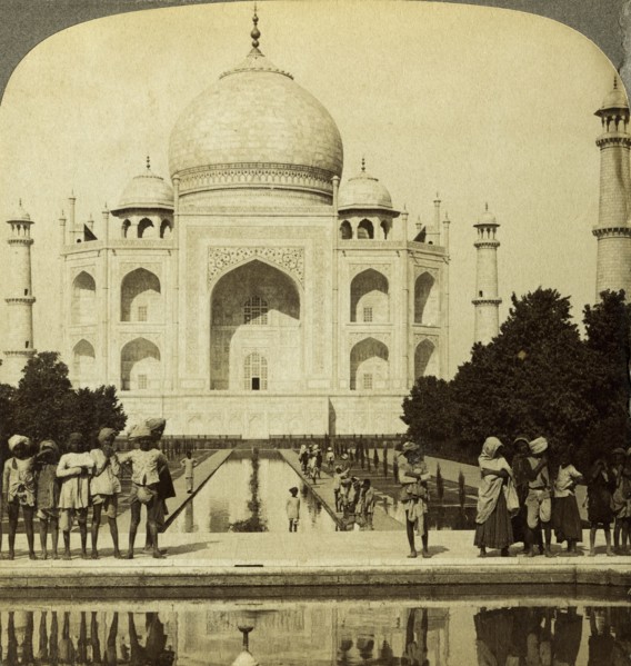 Taj Mahal, Agra, Uttar Pradesh, India.Artist: Underwood & Underwood