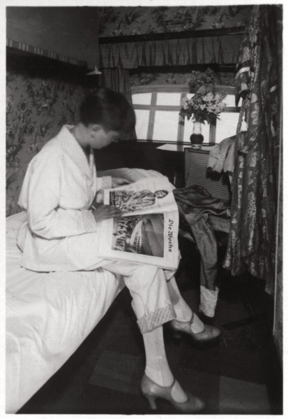 View of a passenger cabin on board Zeppelin LZ 127 'Graf Zeppelin', 1933. Artist: Unknown