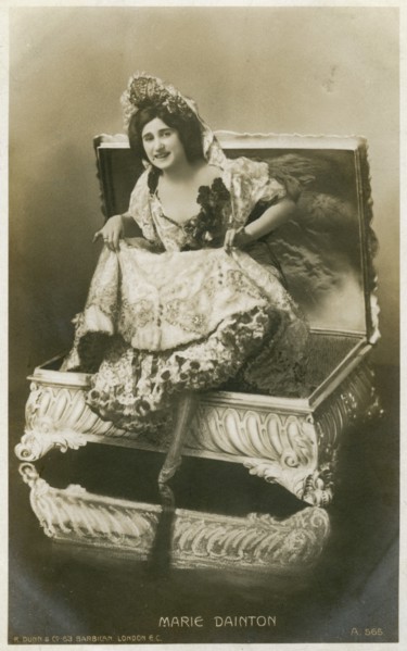 Marie Dainton, British actress, c1906.Artist: R Dunn and Co
