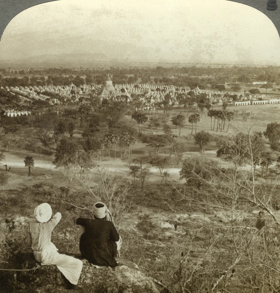 Pagodas, Mandalay, Burma, c1900s(?).Artist: Underwood & Underwood