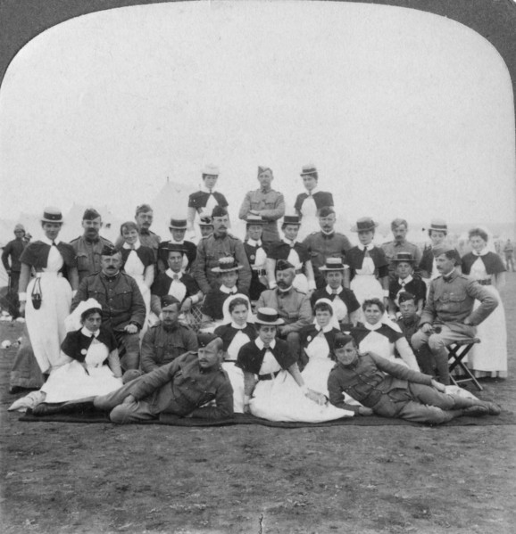 Medical staff and nurses of general hospital No 9, Bloemfontein, South Africa, Boer War, 1901. Artist: Underwood & Underwood