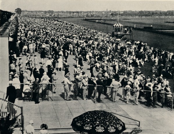 The Arlington Race Track, Chicago, c1930. Artist: Unknown