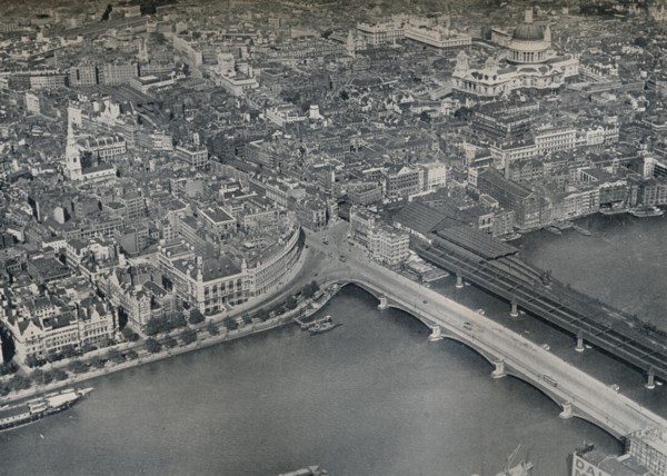 The City of London, 1929. Artist: Unknown