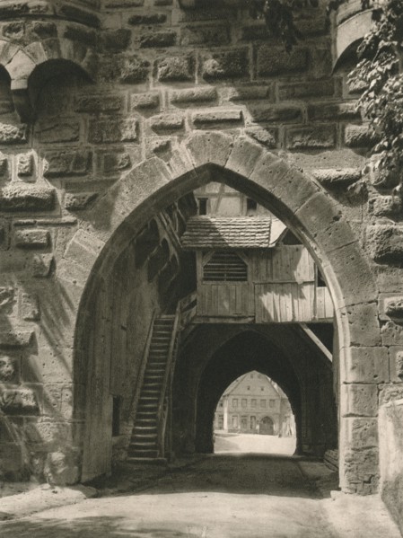 'Iphofen - Einersheimer Tor', 1931. Artist: Kurt Hielscher.