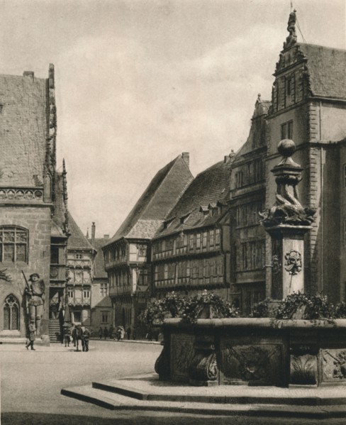 'Halberstadt - Marketplace', 1931. Artist: Kurt Hielscher.