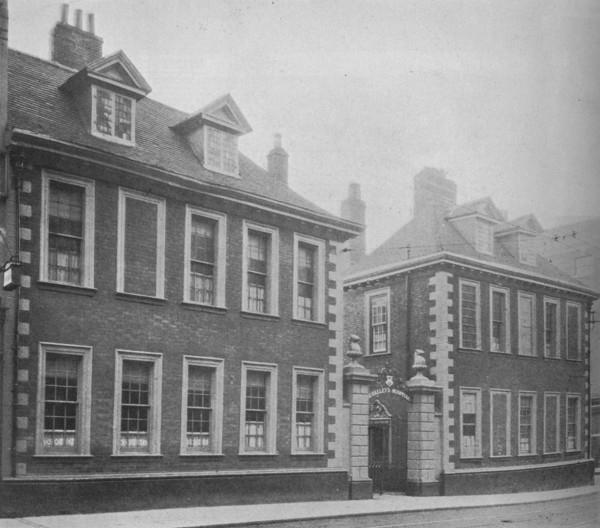 Gateway of Berkeley's Hospital, Worcester, Worcestershire, 1924.  Artist: Unknown.