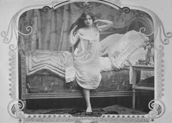 'Le Lever', 1900. Artist: Unknown.