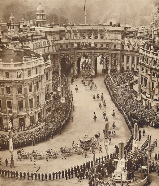 'Sailors Line The Route in Trafalgar Square', May 12 1937. Creator: Unknown.