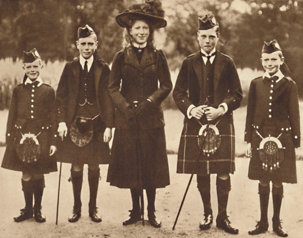 'The Children of King George V and Queen Mary', c1910, (1937). Creator: Unknown.