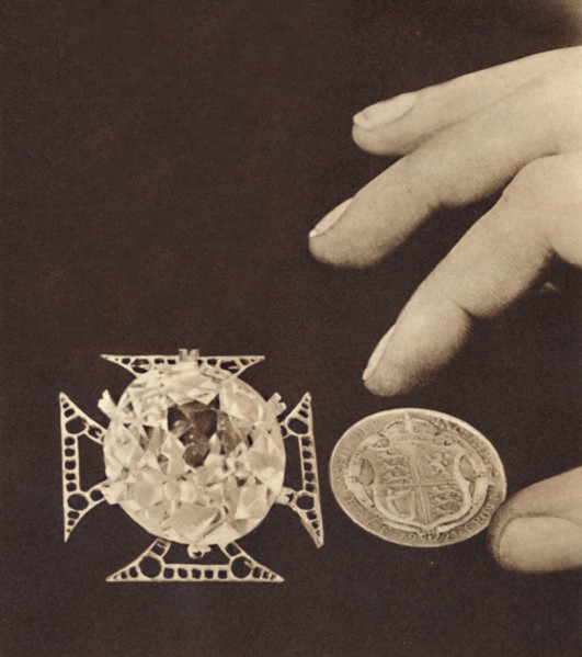 'The Queen's Coat of Arms', 1937. Creator: Unknown.