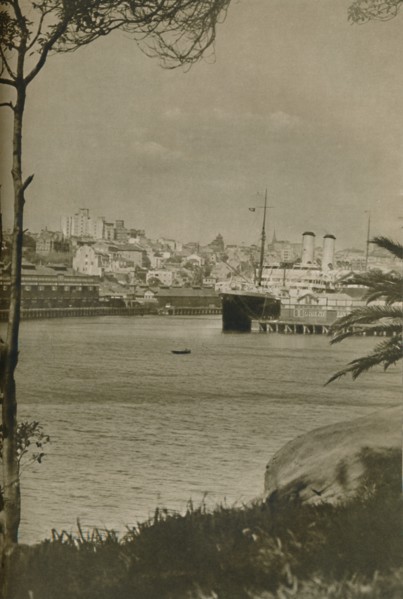 'An Orient Liner berthed in Woolloomooloo Bay', 1937. Artist: Unknown.