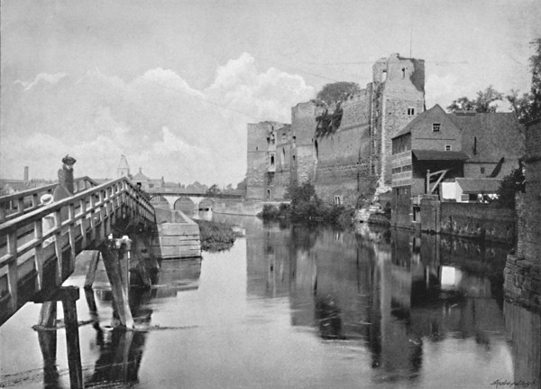 'Newark Castle and Bridge', c1896. Artist: Frith & Co.