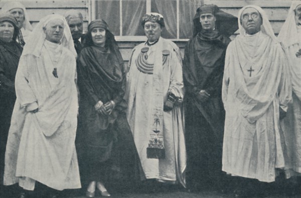 'Their Majesties in Wales', 1926, (1937). Creator: Unknown.
