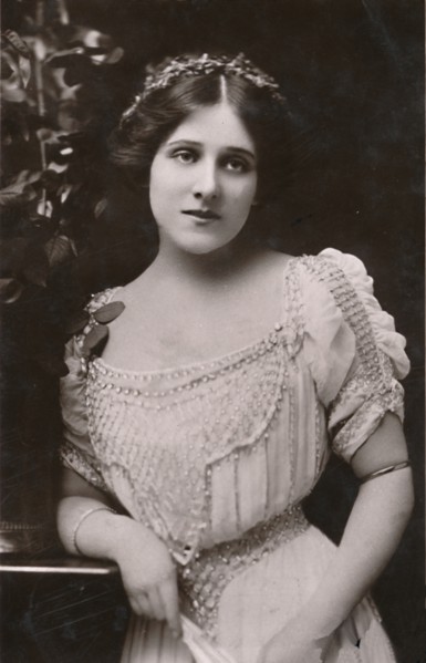 'Miss Edna May', (1878-1948), c1930. Creator: Unknown.