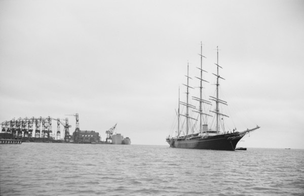sailing ship at anchor in Landskrona harbour, Sweden, 1935. Artist: Unknown