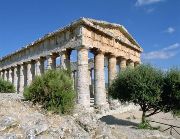 Temple, Segesta, Sicily, Italy.
