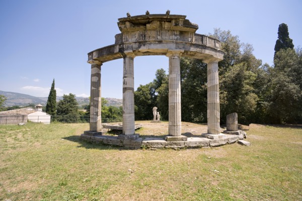 The Temple of Venus at Hadrian's Villa, Tivoli, Italy. Artist: Samuel Magal