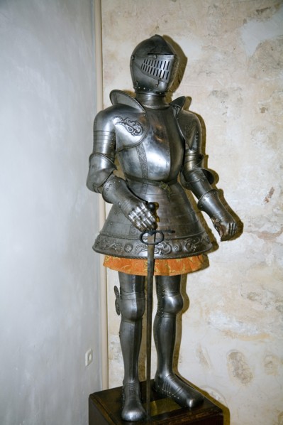 A suit of armour in the Royal Artillery Hall in the Alcazar of Segovia, Segovia, Spain, 2007. Artist: Samuel Magal