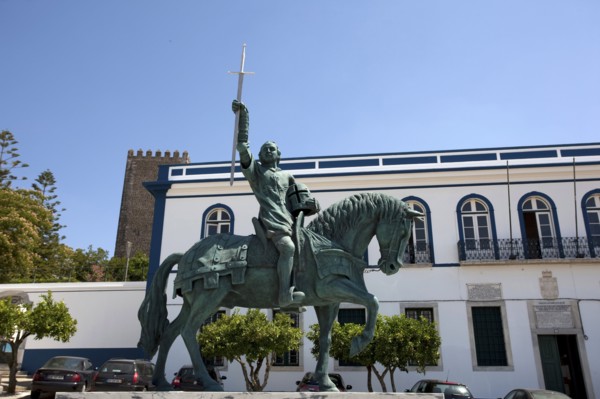 A statue in Portel, Portugal, 2009. Artist: Samuel Magal