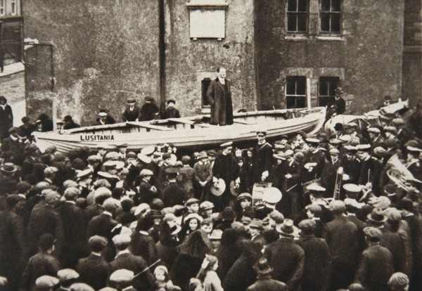 Dr Macaura, fundraising for minesweepers, World War I, May 1918. Artist: Clarke & Hyde