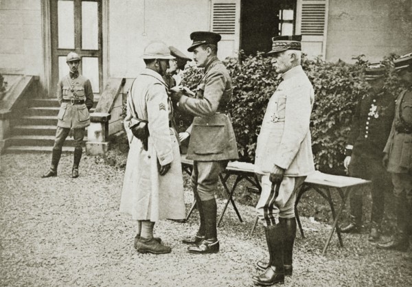 Prince Arthur of Connaught decorating a French sergeant, France, World War I, c1914-c1918. Artist: Unknown
