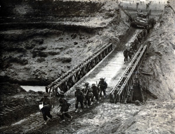 British troops crossing the Santerno River, Italy, 1945. Artist: Unknown