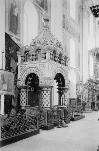 Minin's Tomb in the Saviour Cathedral in the Nizhny Novgorod Kremlin, Russia, 1896.  Artist: Maxim Dmitriev