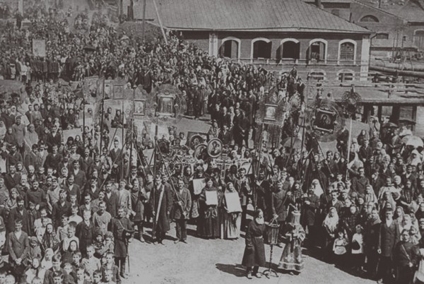 A Crucession in Sysert, 1900s-1910s.