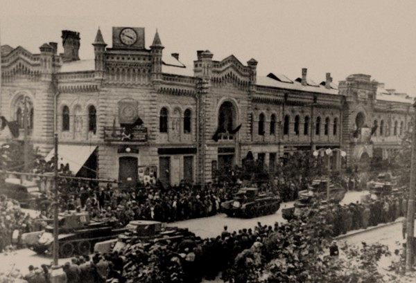 The Soviet Red Army in Kishinev, 1940, 1940.