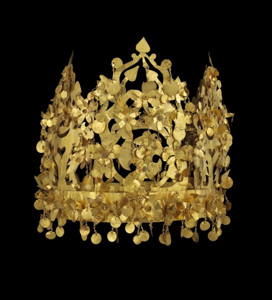 Gold crown from Tillya Tepe, 1st century.