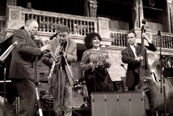 John Dankworth, Tim Garland, Cleo Laine and Alec Dankworth, The Globe, London, 2000. Artist: Brian O'Connor