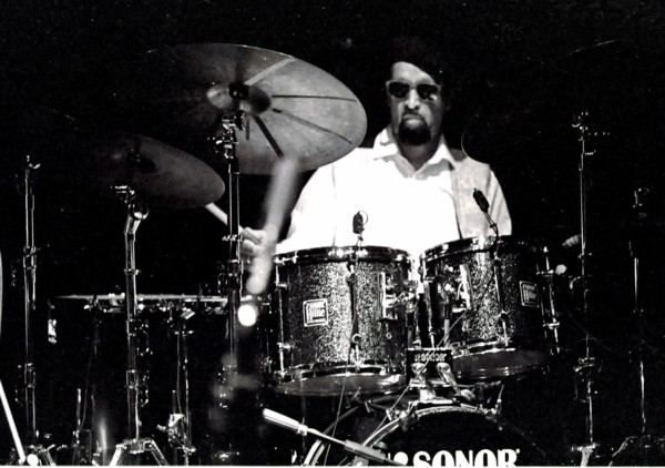 Idris Muhammad, Ronnie Scott's, London, 1998. Artist: Brian O'Connor