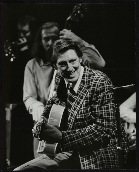 Tal Farlow (guitar) and Peter Ind (double bass), Wallingford, Oxfordshire, 1981. Artist: Denis Williams