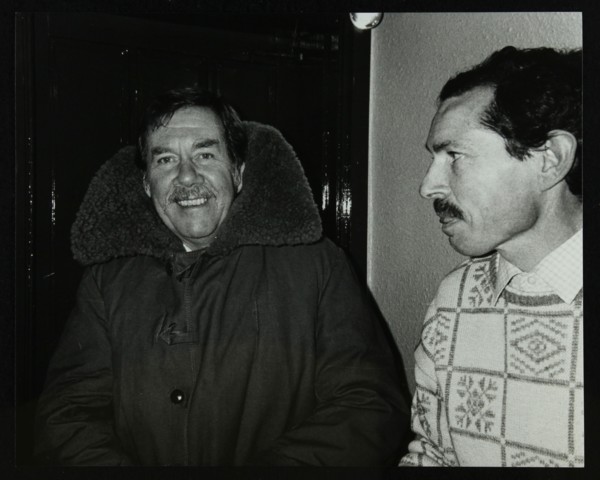 Bassist Spike Heatley (left) at The Bell, Codicote, Hertfordshire, December 1986. Artist: Denis Williams