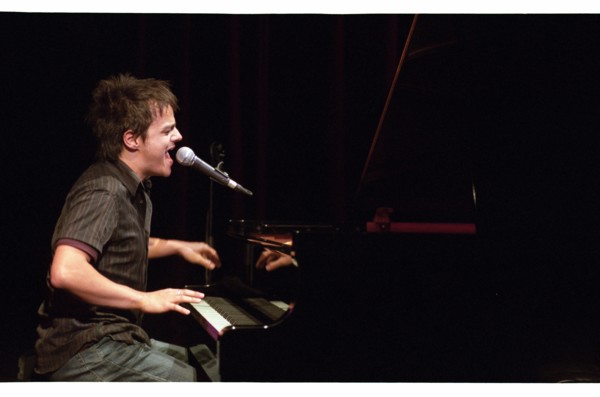 Jamie Cullum, Hawth, Crawley, 2004.  Artist: Brian O'Connor.