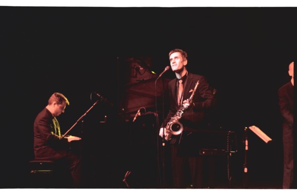 Curtis Stigers, Harlequin, Redhill, 2004.  Artist: Brian O'Connor.