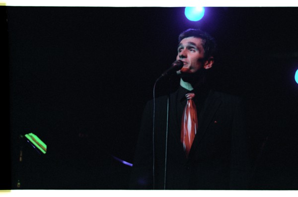 Curtis Stigers, Harlequin Theatre, Redhill, 2004.  Artist: Brian O'Connor.