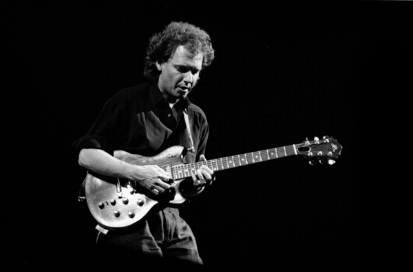 Lee Ritenour, JVC Capital Jazz Festival, Royal Festival Hall, London, 1988. Artist: Brian O'Connor.