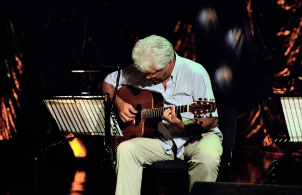 Larry Coryell, Brecon Jazz Festival, August 2004. Artist: Brian O'Connor.
