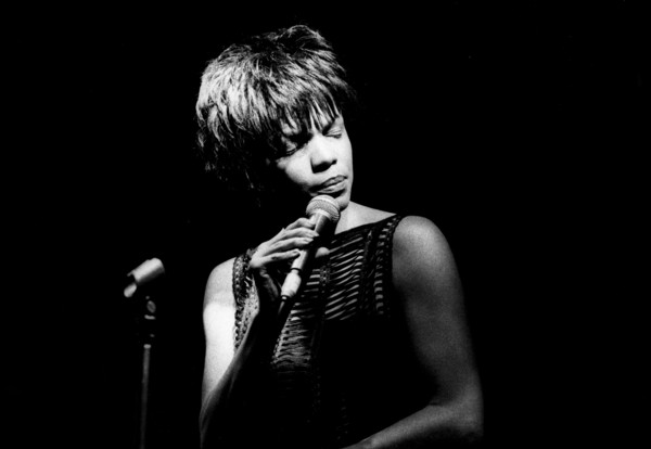 Nnenna Freelon, Ronnie Scott's, Soho, London, July 2000. Artist: Brian O'Connor.