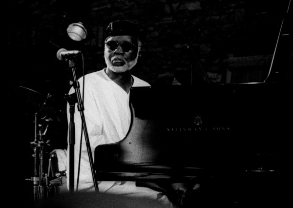 Ahmad Jamal, Brecon Jazz Festival, Powys, Wales, August 1998. Artist: Brian O'Connor.