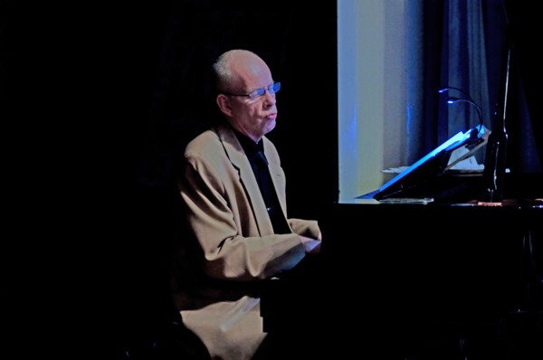 Richard Busiakiewicz, Watermill Jazz Club, Dorking, Surrey, Jan 2016. Artist: Brian O'Connor.