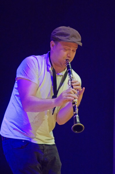 Adrian Cox (Rythme Futur), Birley Centre, Eastbourne, East Sussex, Sep 2015. Artist: Brian O'Connor.