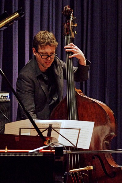 Josh Ginsburg, Watermill Jazz Club, Dorking, Surrey, Nov 2015. Artist: Brian O'Connor.
